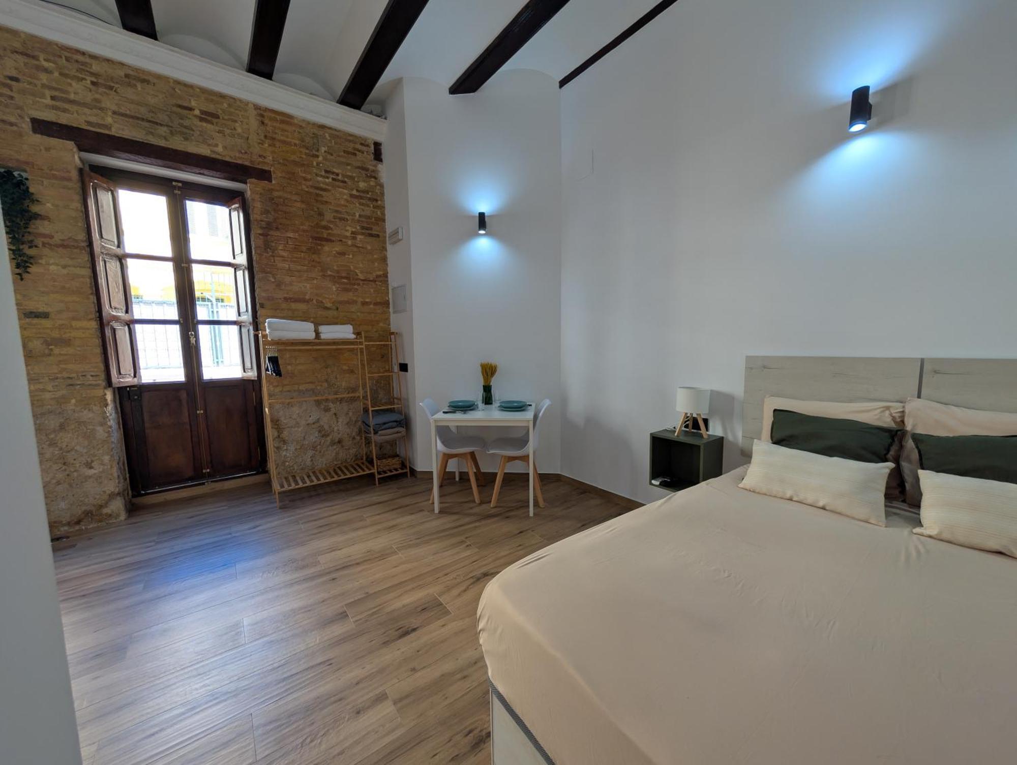 Las Arenas Suites 2 Playa Valencia Luaran gambar