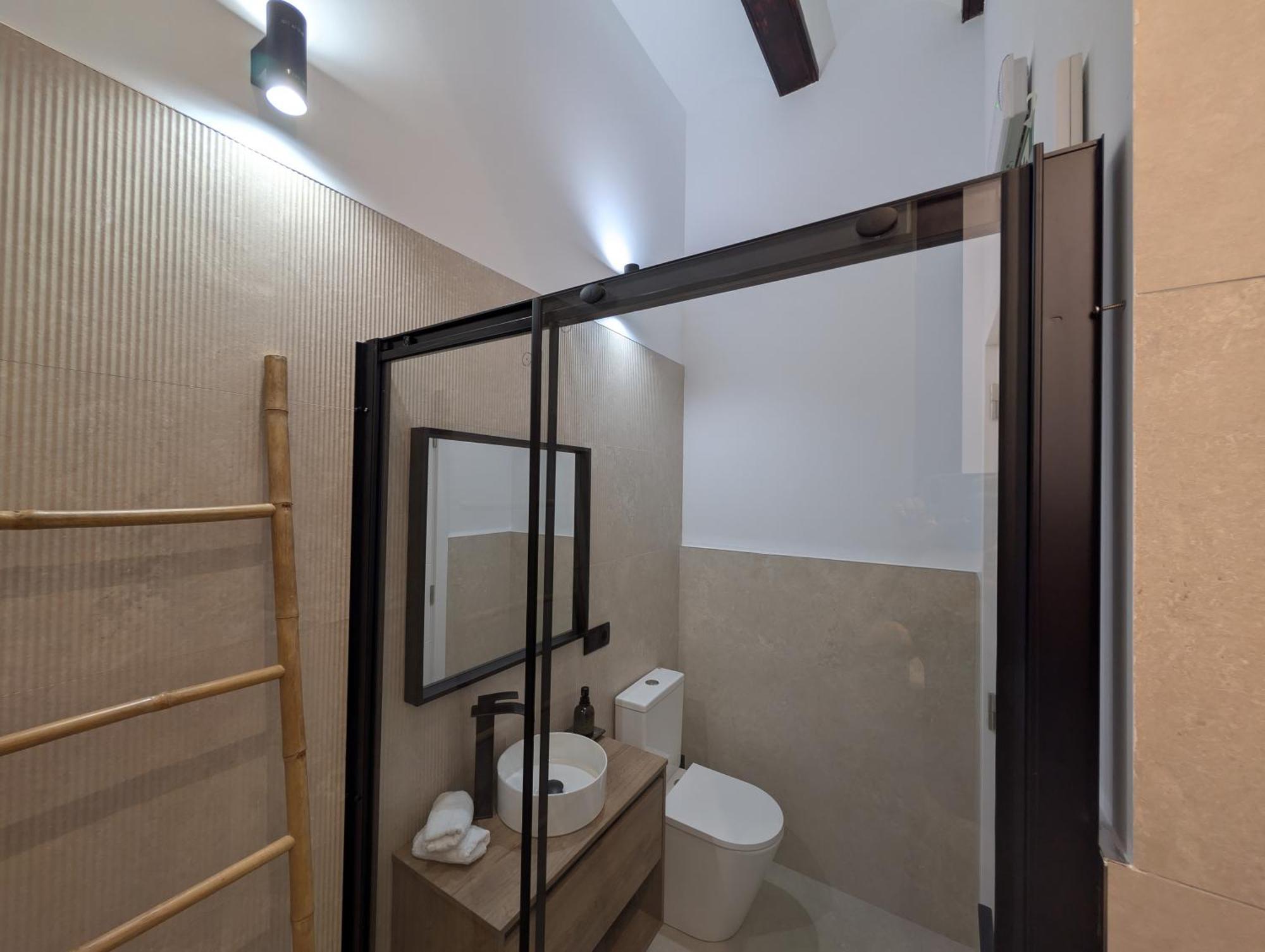 Las Arenas Suites 2 Playa Valencia Luaran gambar